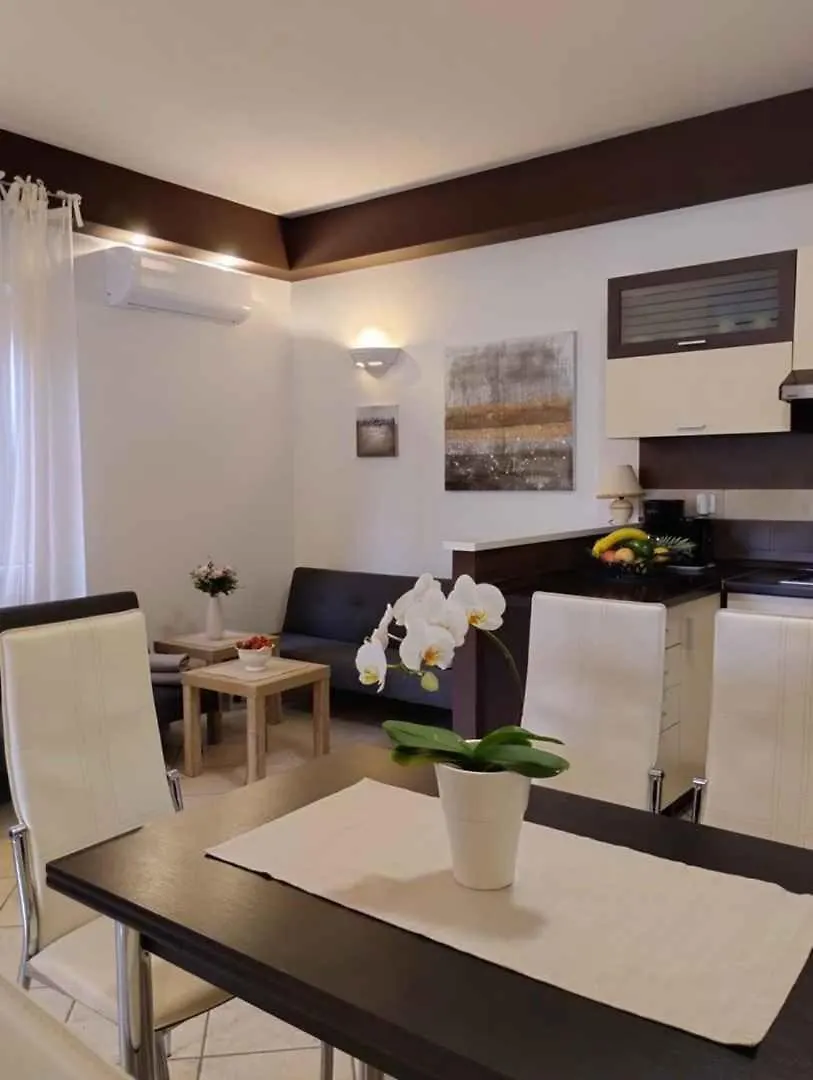 Apartments In Rabac 51833 Croatia